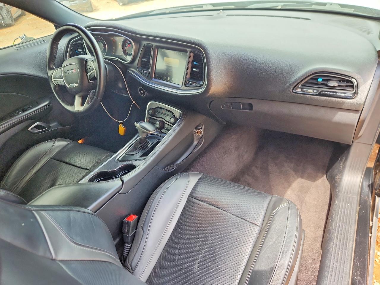 2C3CDZBTXFH758269 · 2015 DODGE CHALLENGER · 8/12