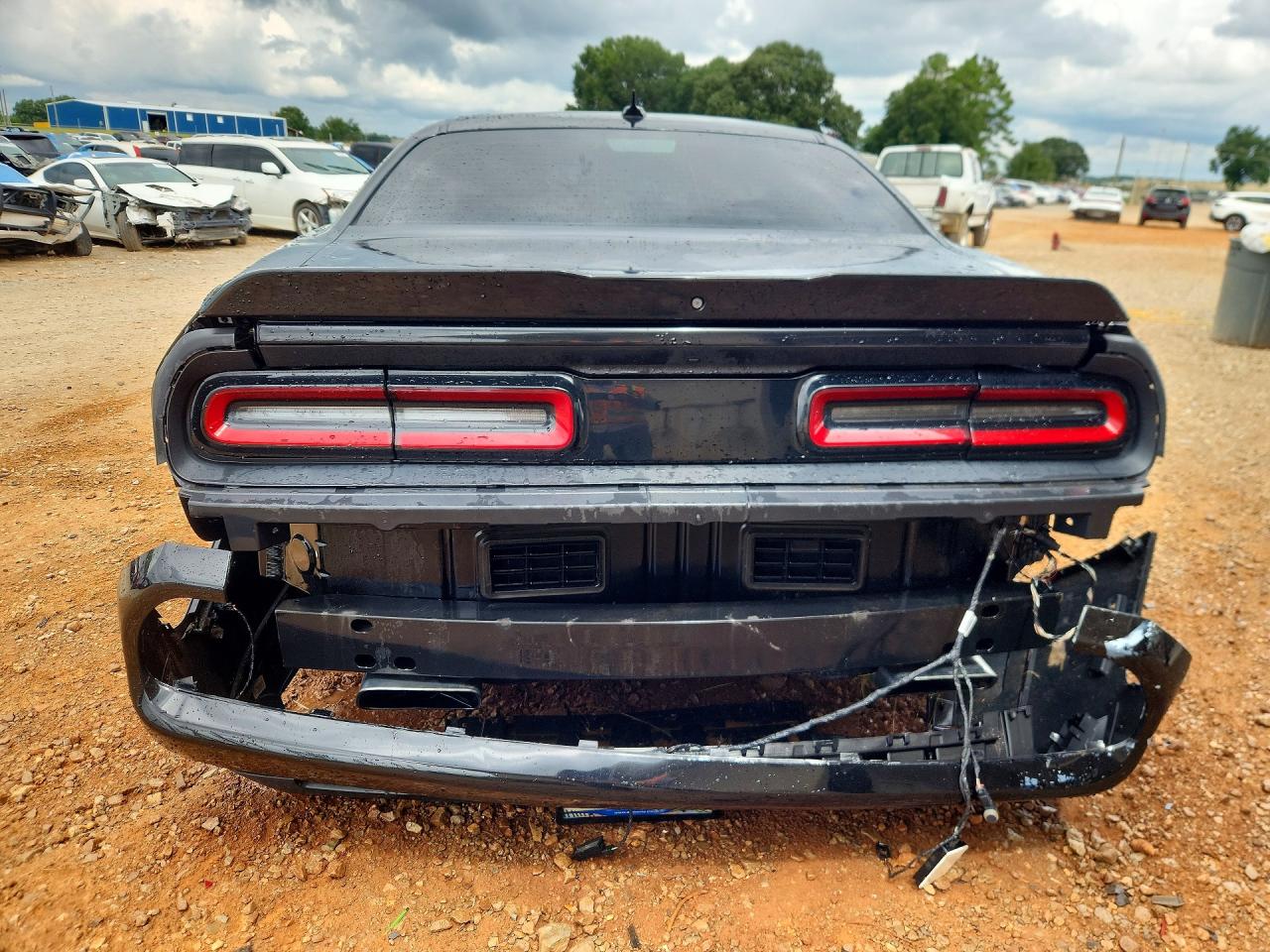 2C3CDZBTXFH758269 · 2015 DODGE CHALLENGER · 6/12