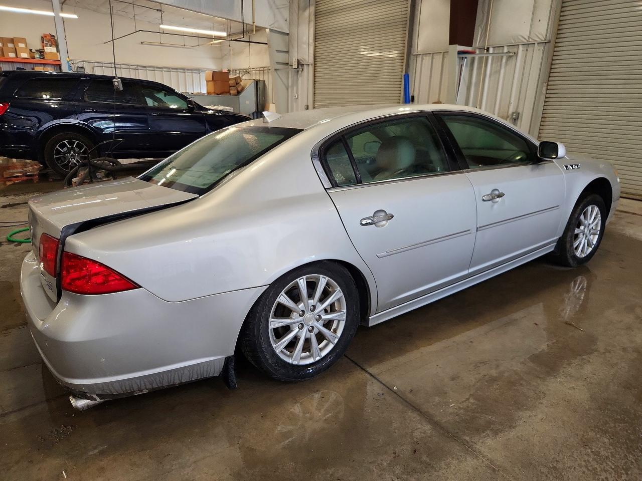 1G4HC5EM2BU117914 · 2011 BUICK LUCERNE · 3/13