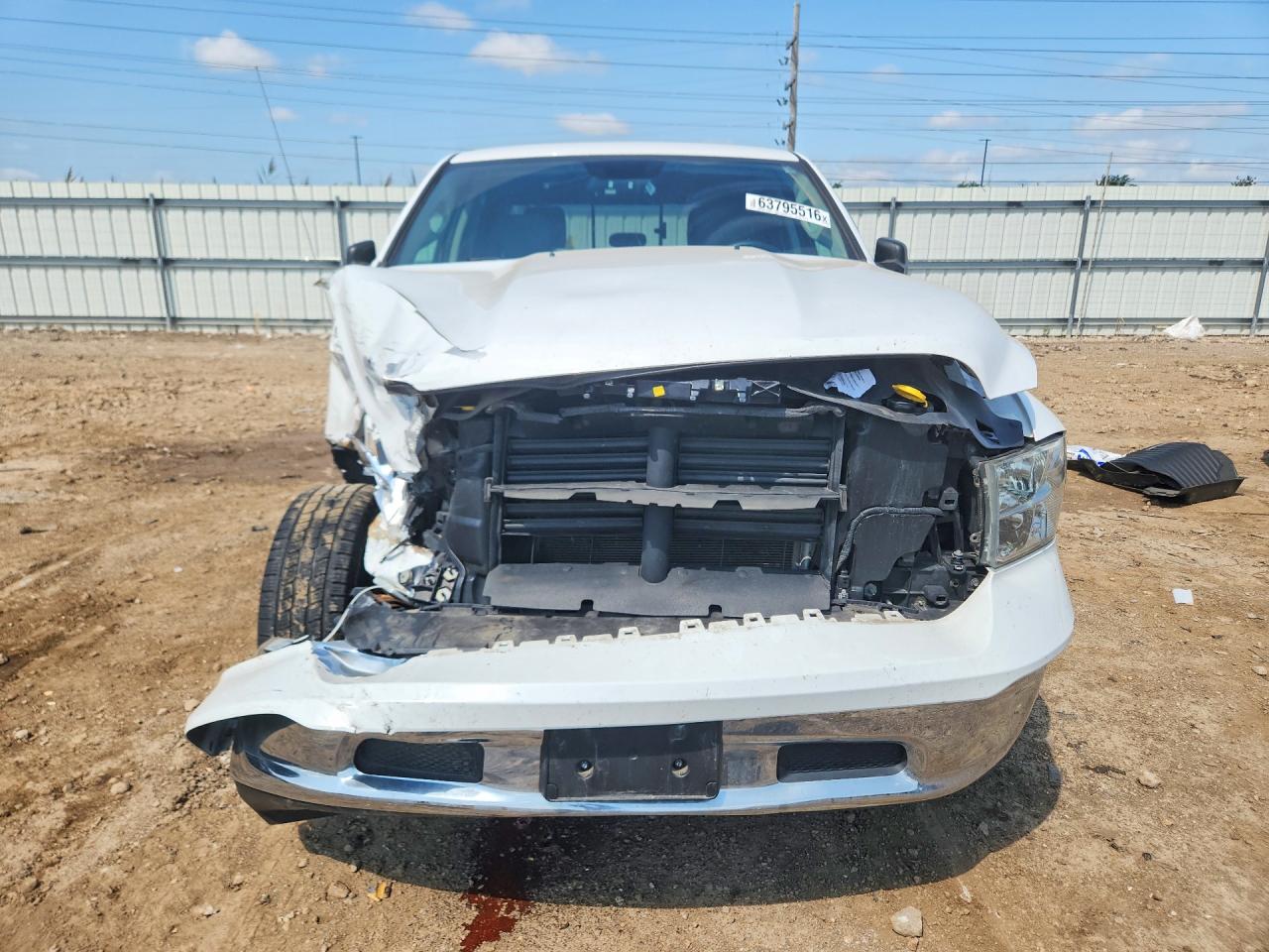 1C6RR7LG0KS596076 · 2019 RAM 1500 CLASSIC · 5/13