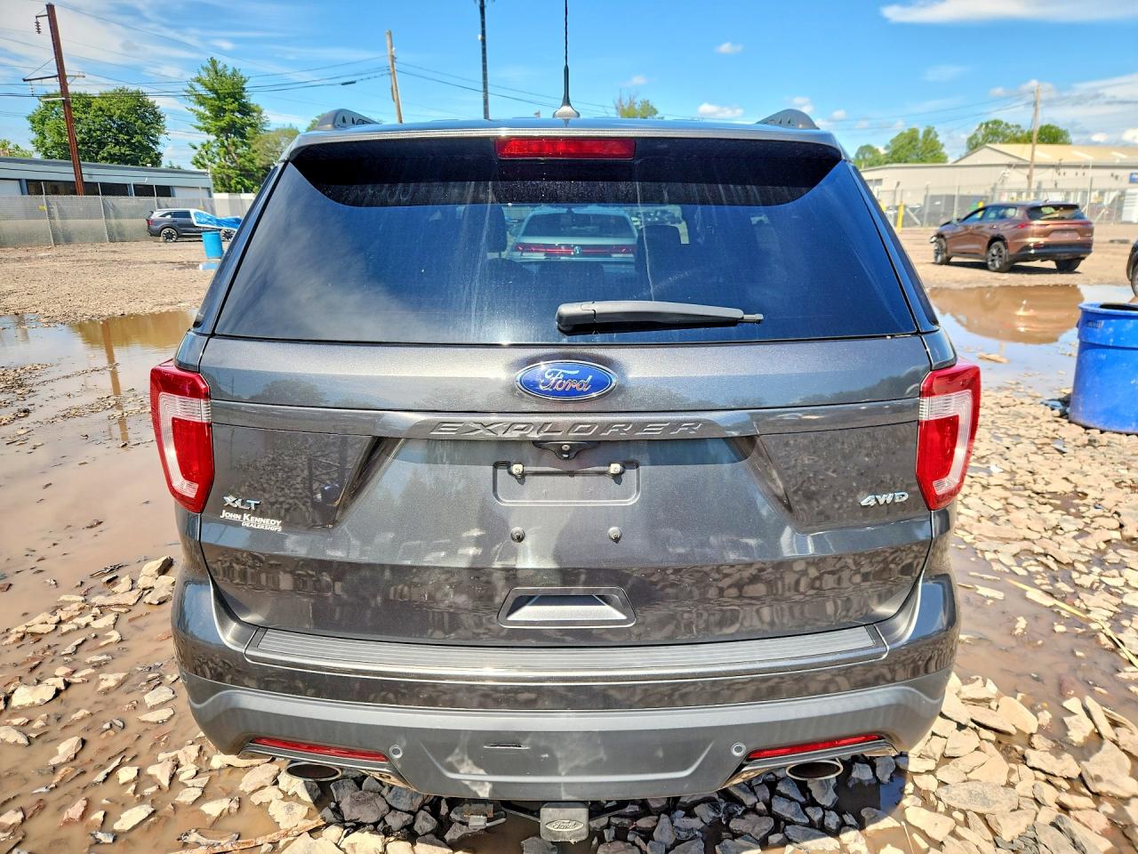 1FM5K8D86JGB25619 · 2018 FORD EXPLORER · 6/13