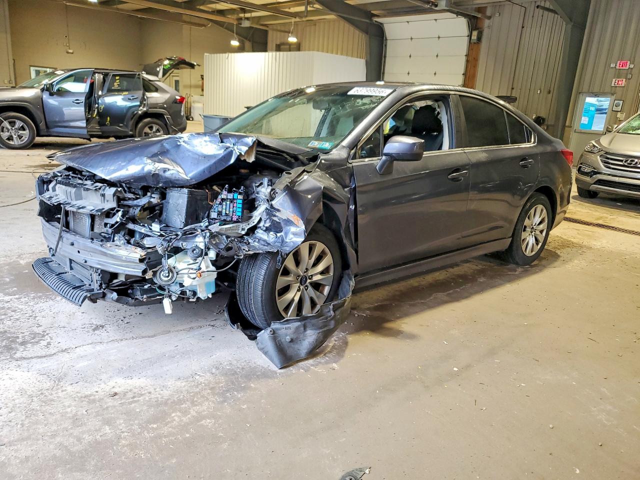 4S3BNAC63H3041880 · 2017 SUBARU LEGACY