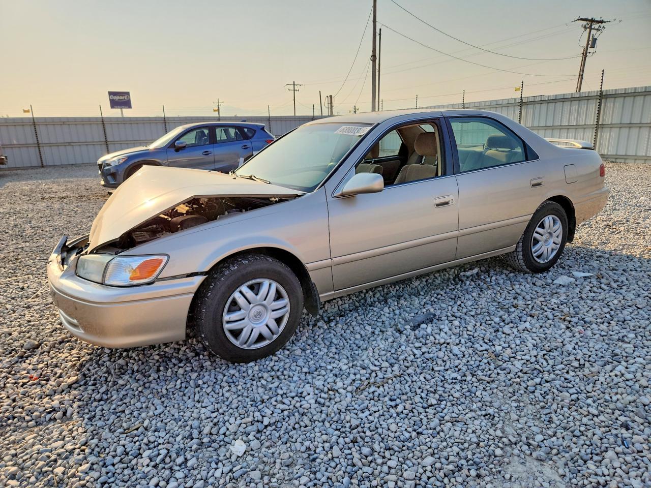 JT2BG28K010603630 · 2001 TOYOTA CAMRY