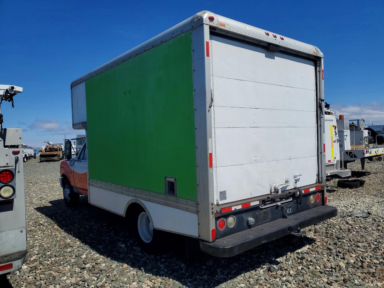 1FDKF37G2TEB15813 · 1996 FORD F350 · 2/12