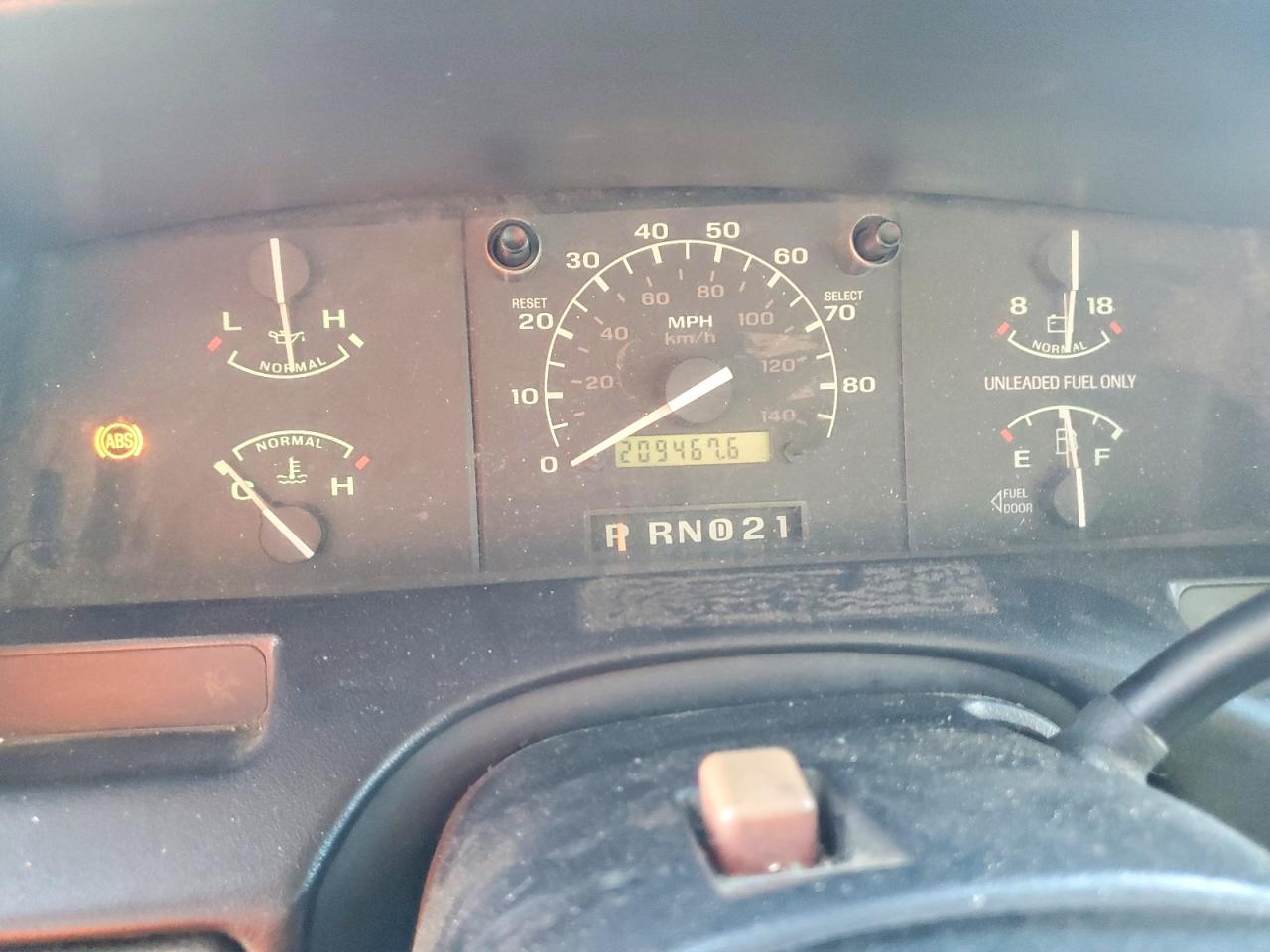 1FDKF37G2TEB15813 · 1996 FORD F350 · 9/12