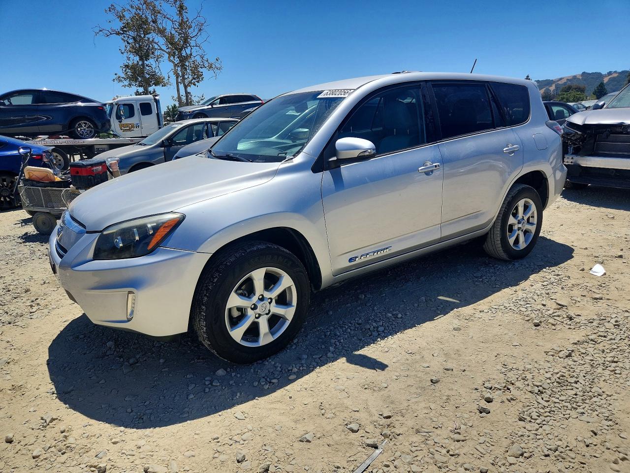 2T3YL4DV7EW002418 · 2014 TOYOTA RAV4 EV