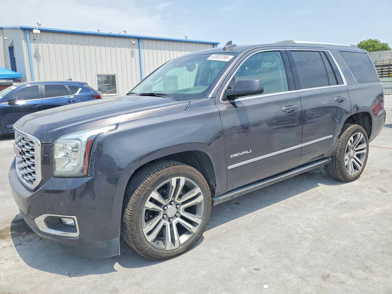 1GKS2CKJ8JR303233 · 2018 GMC YUKON