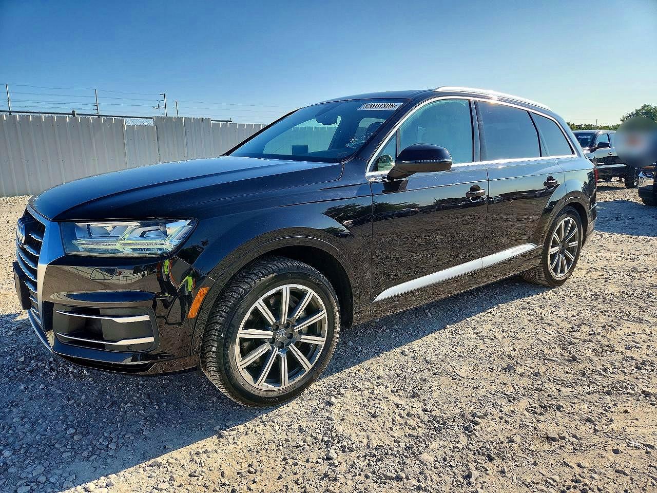 WA1LAAF72HD018230 · 2017 AUDI Q7