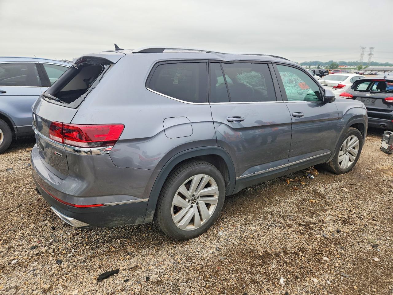 1V2BR2CA8MC520495 · 2021 VOLKSWAGEN ATLAS · 3/12