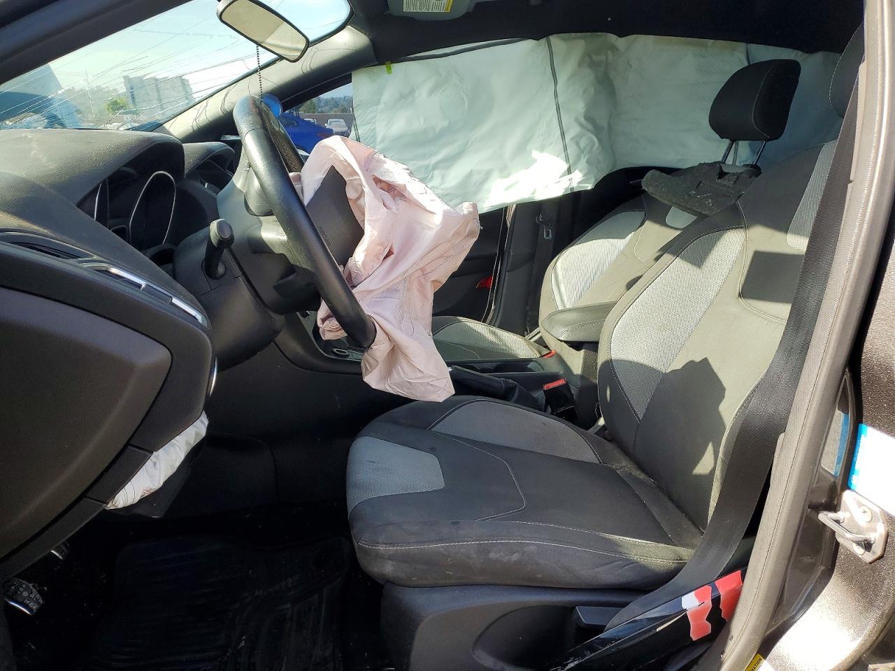 1FADP3L93FL375242 · 2015 FORD FOCUS · 7/12