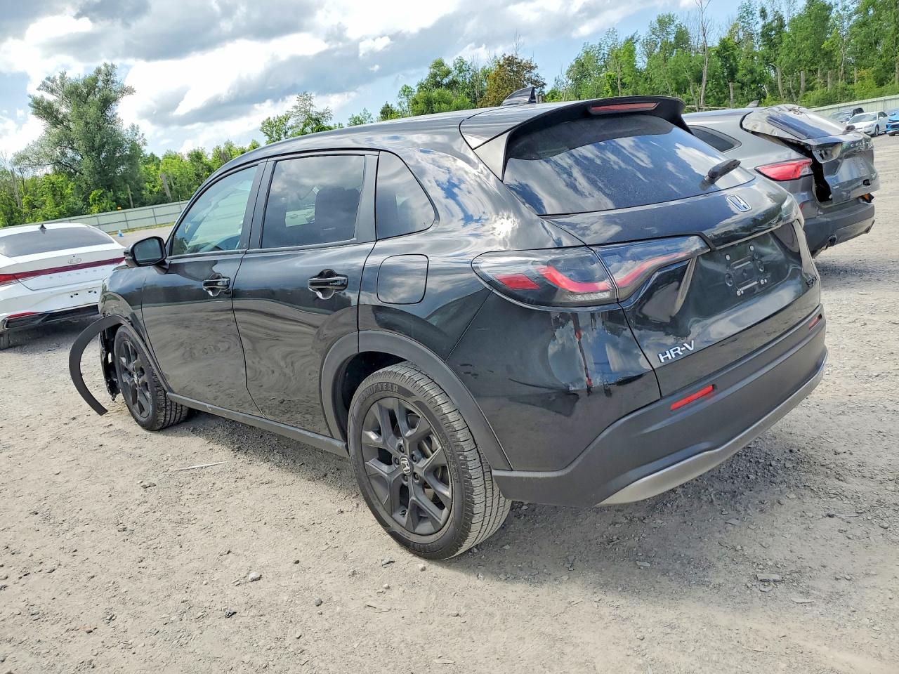 3CZRZ2H52SM780859 · 2025 HONDA HR-V · 2/13