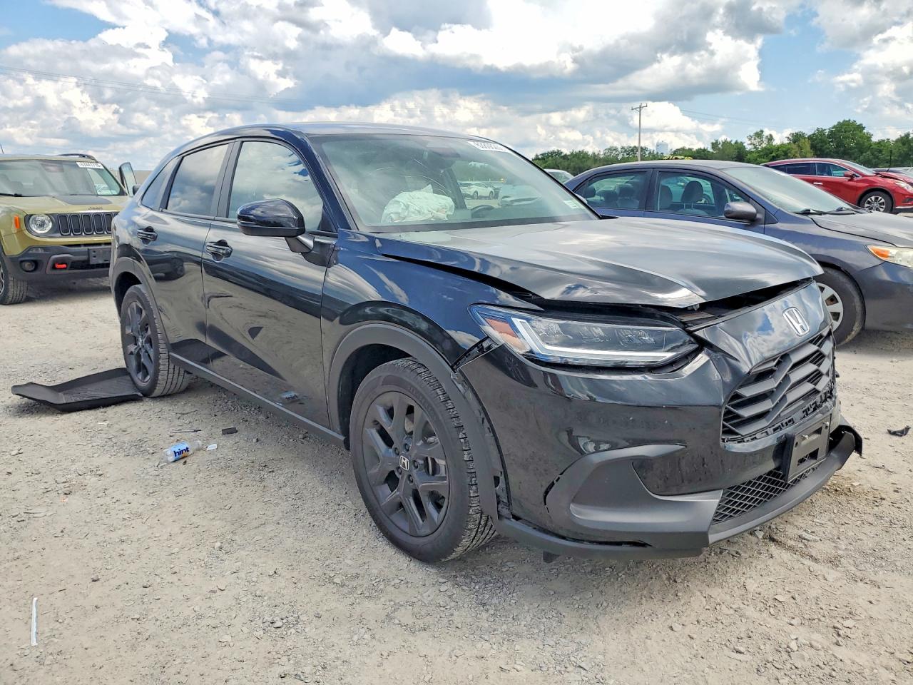3CZRZ2H52SM780859 · 2025 HONDA HR-V · 4/13