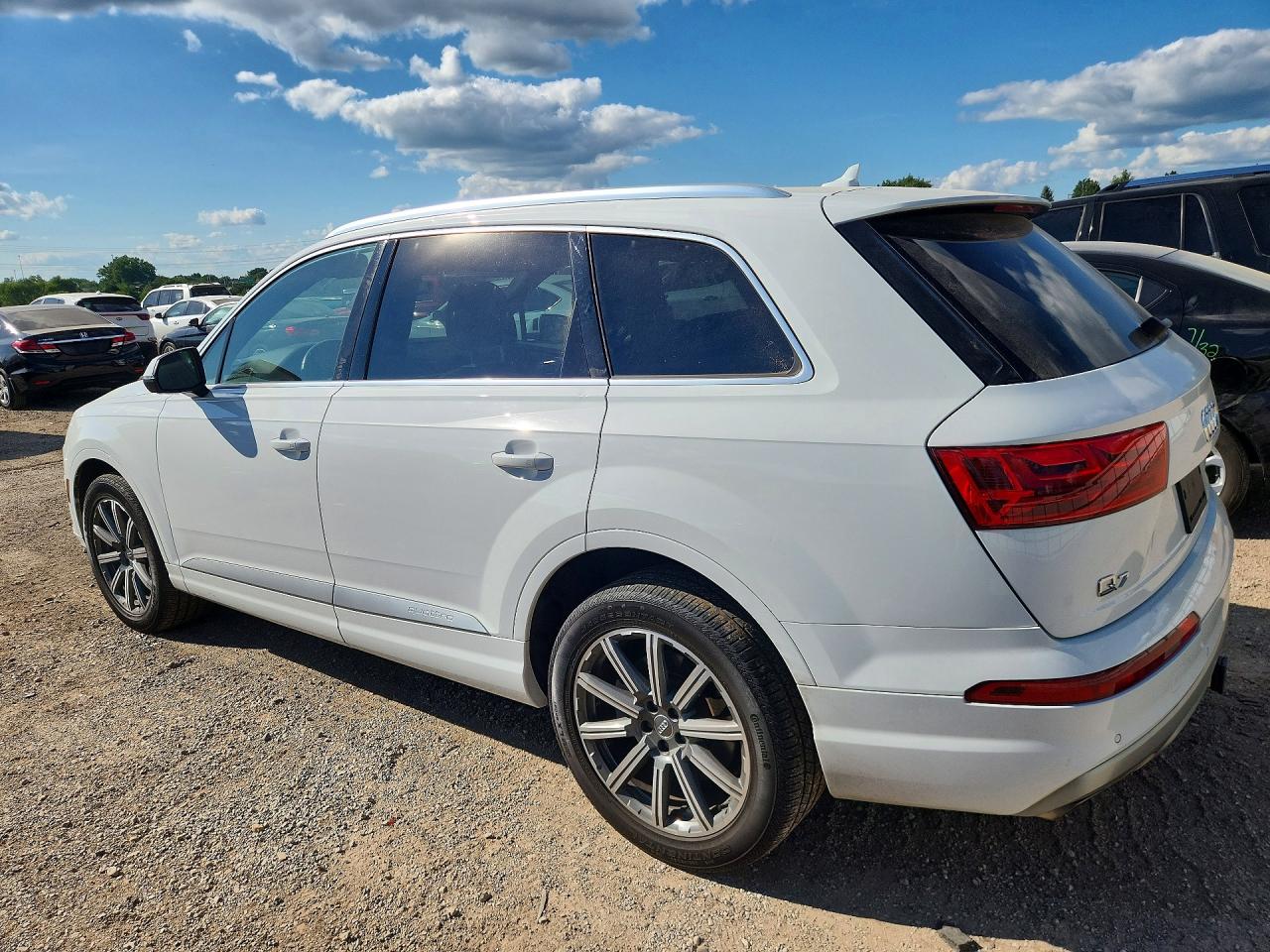 WA1LAAF73KD000293 · 2019 AUDI Q7 · 2/12