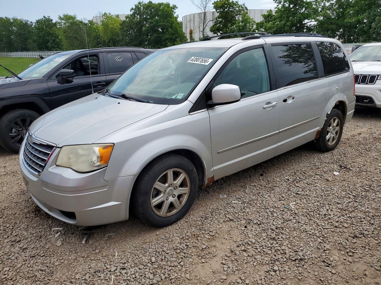2A4RR5D17AR103902 · 2010 CHRYSLER TOWN & COUNTRY