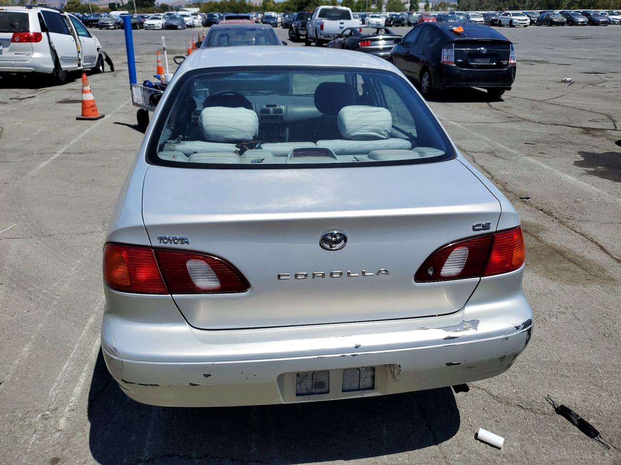 1NXBR12E9YZ330944 · 2000 TOYOTA COROLLA · 6/12