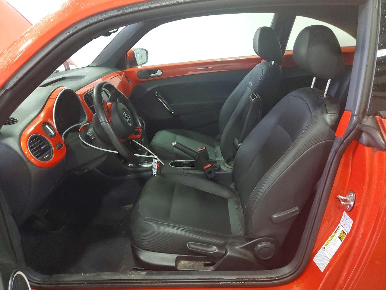 3VWJ17AT5GM617773 · 2016 VOLKSWAGEN BEETLE · 7/13