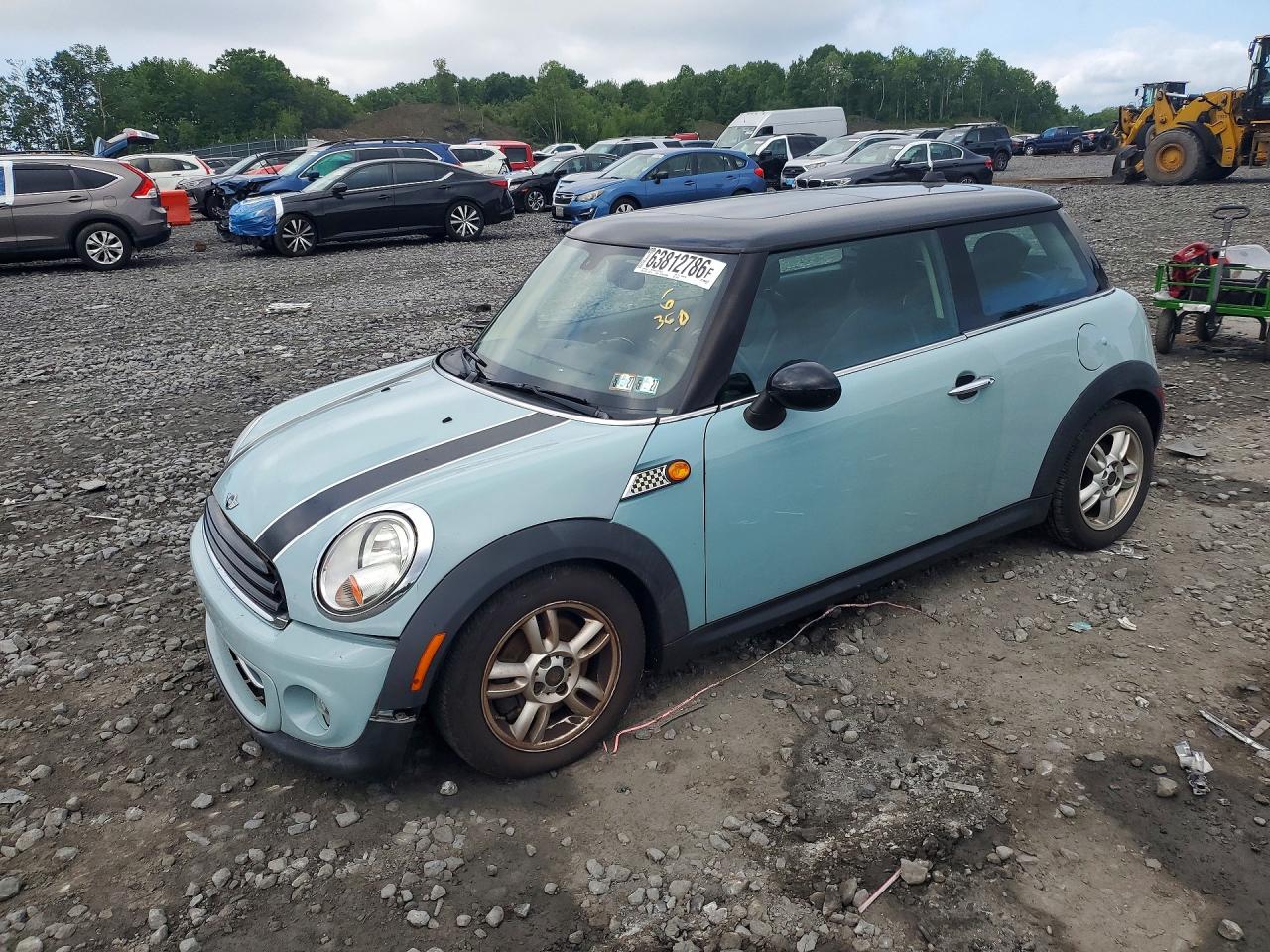 WMWSU3C51CT255682 · 2012 MINI COOPER