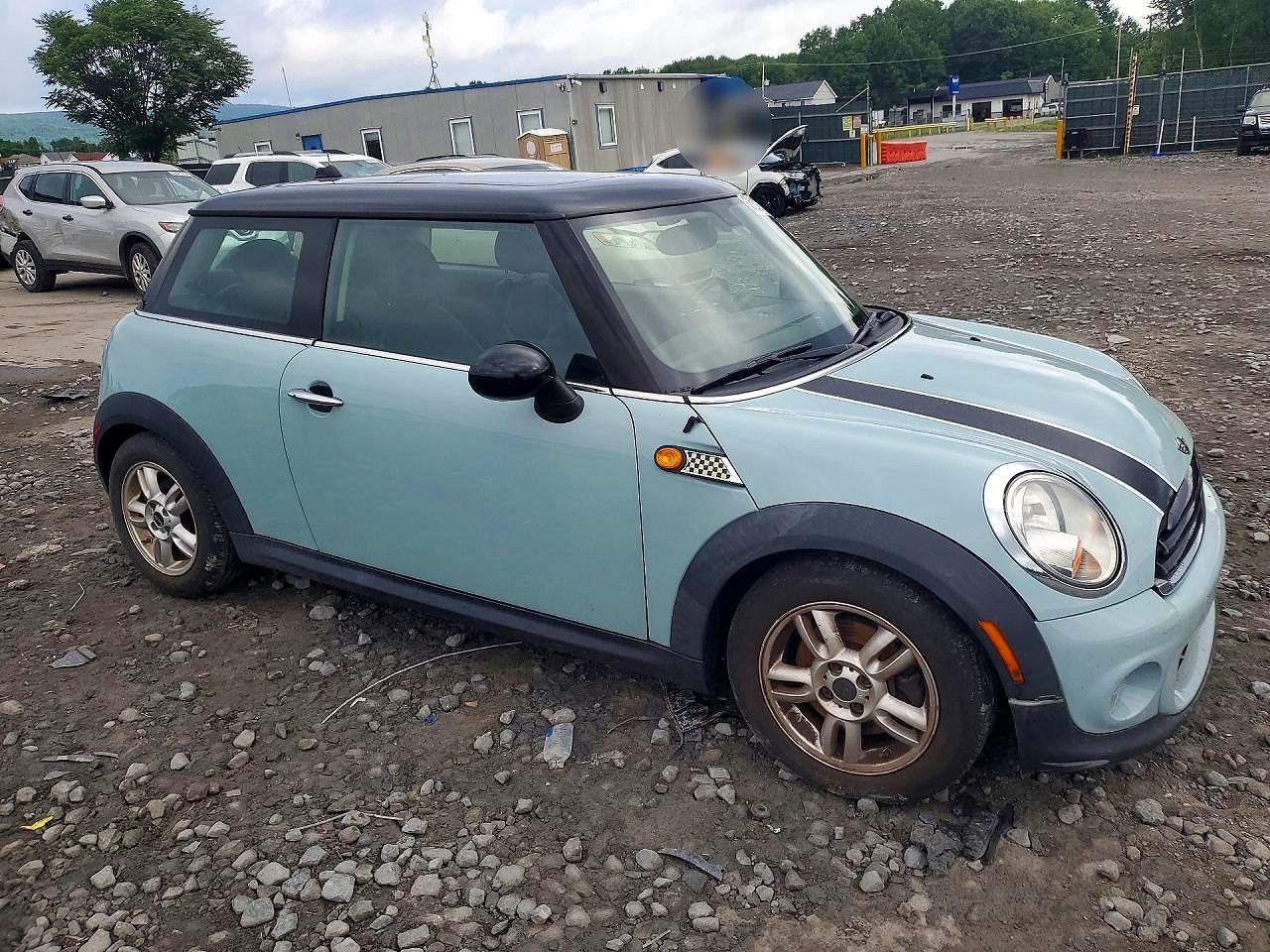 WMWSU3C51CT255682 · 2012 MINI COOPER · 4/12