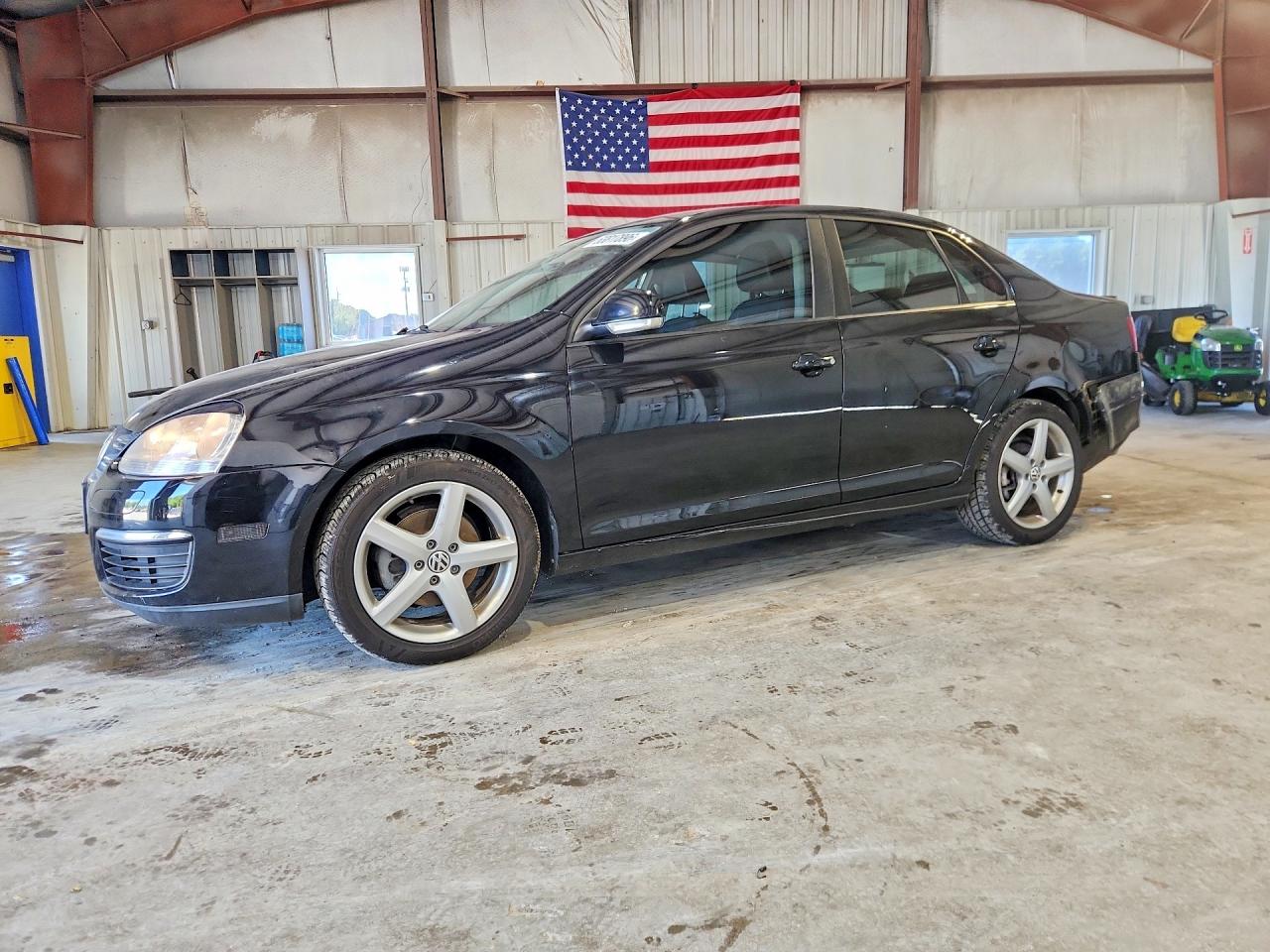 2010 VOLKSWAGEN JETTA