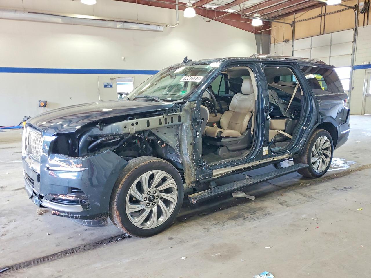 2024 LINCOLN NAVIGATOR