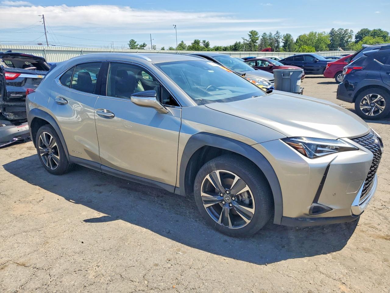 JTHP9JBH7M2040906 · 2021 LEXUS UX · 4/12