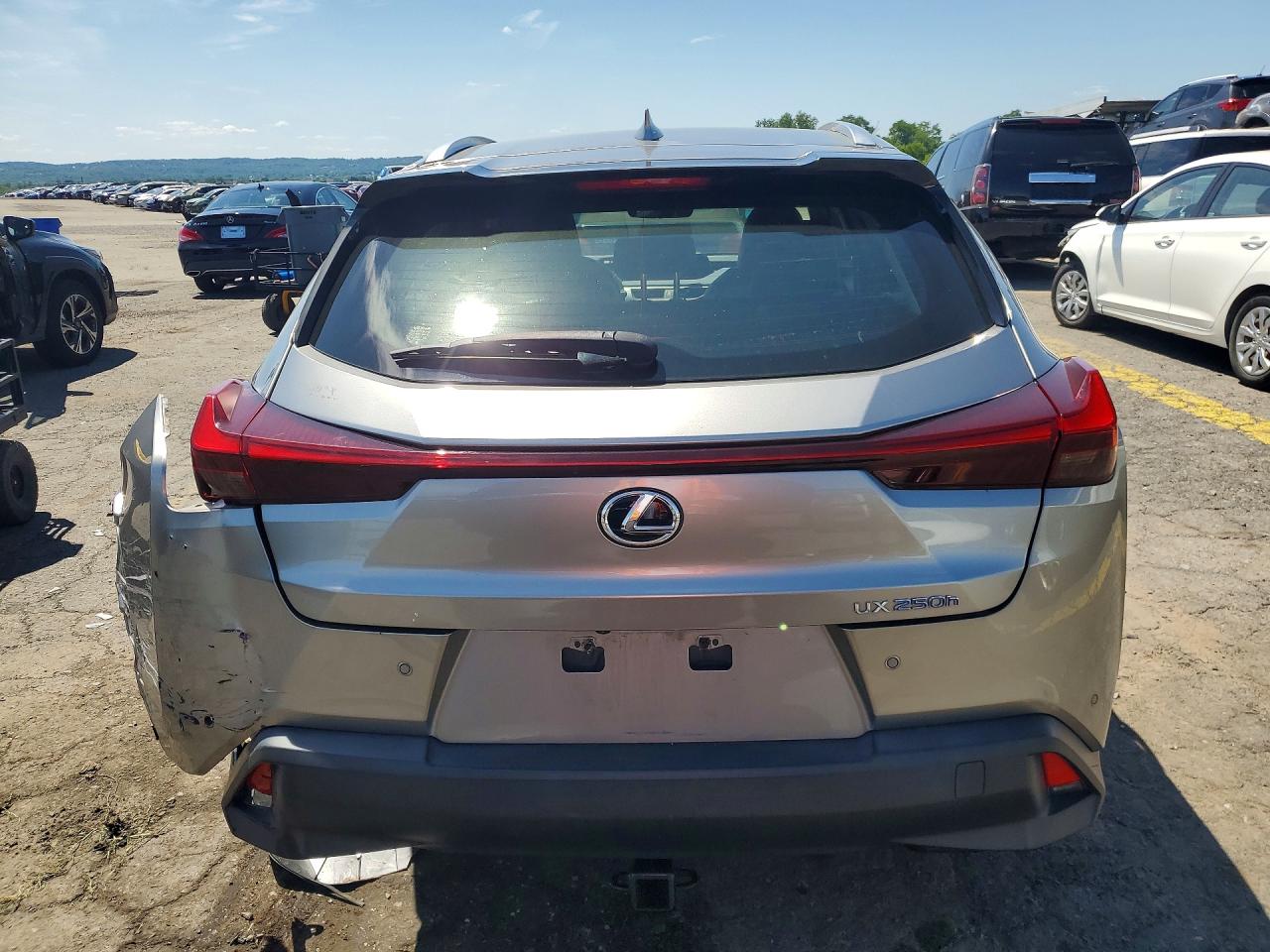 JTHP9JBH7M2040906 · 2021 LEXUS UX · 6/12