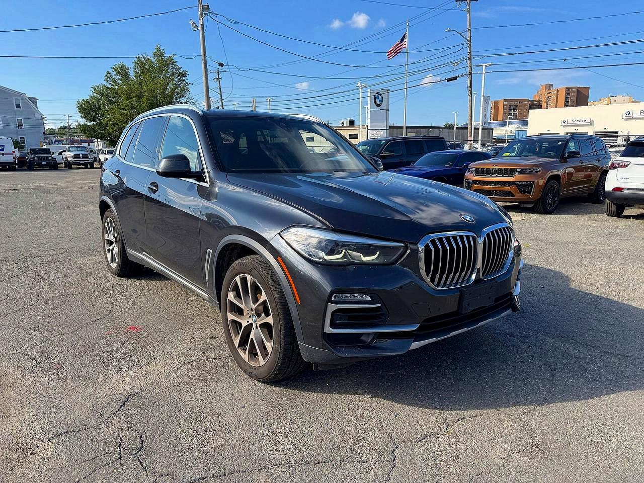 5UXCR6C52KLL26024 · 2019 BMW X5