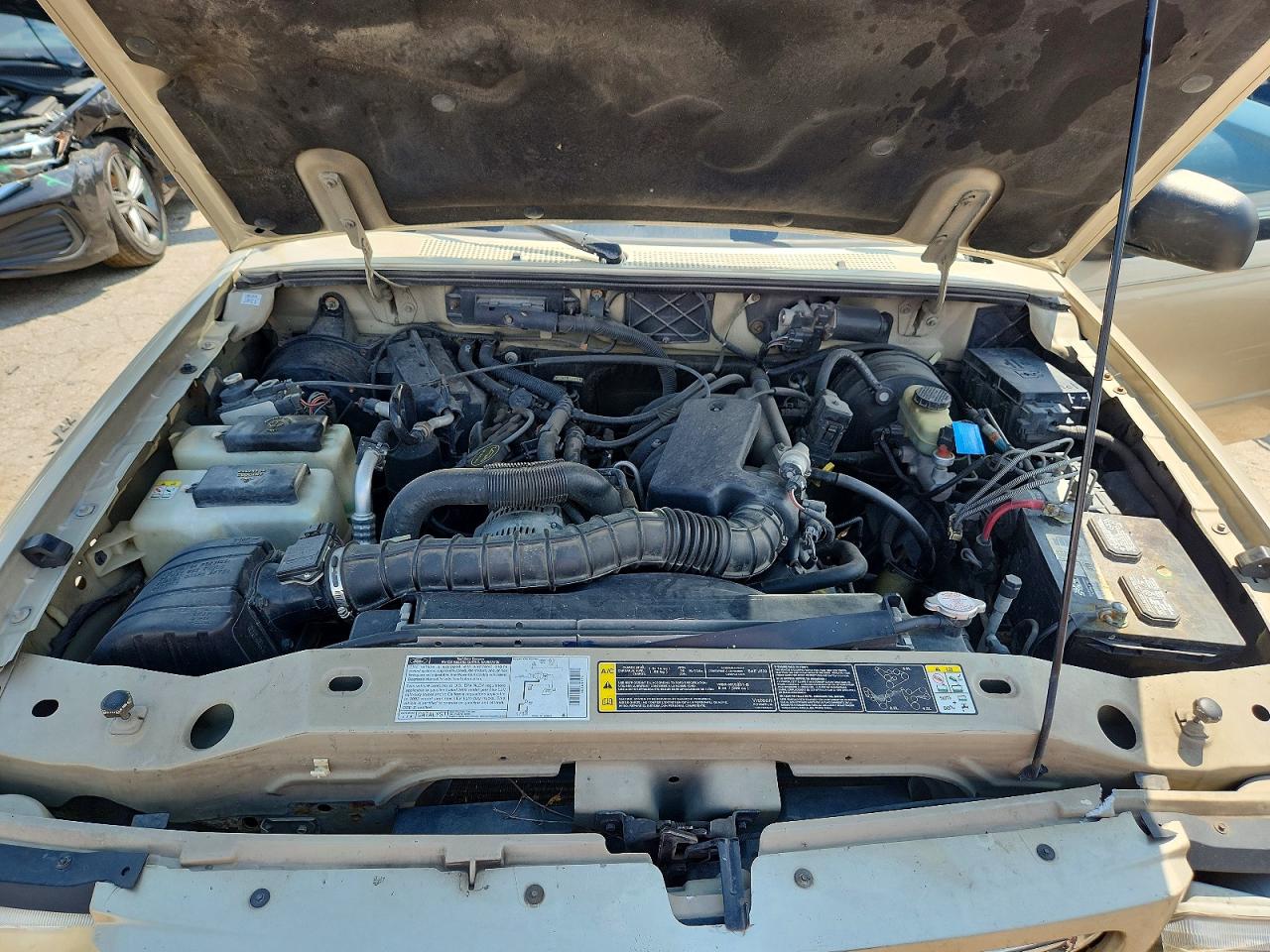 1FTYR44V42TA71757 · 2002 FORD RANGER · 11/12