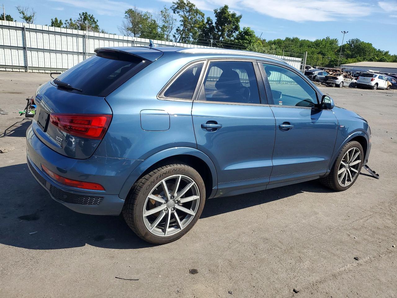 WA1ECCFS1JR025374 · 2018 AUDI Q3 · 3/13