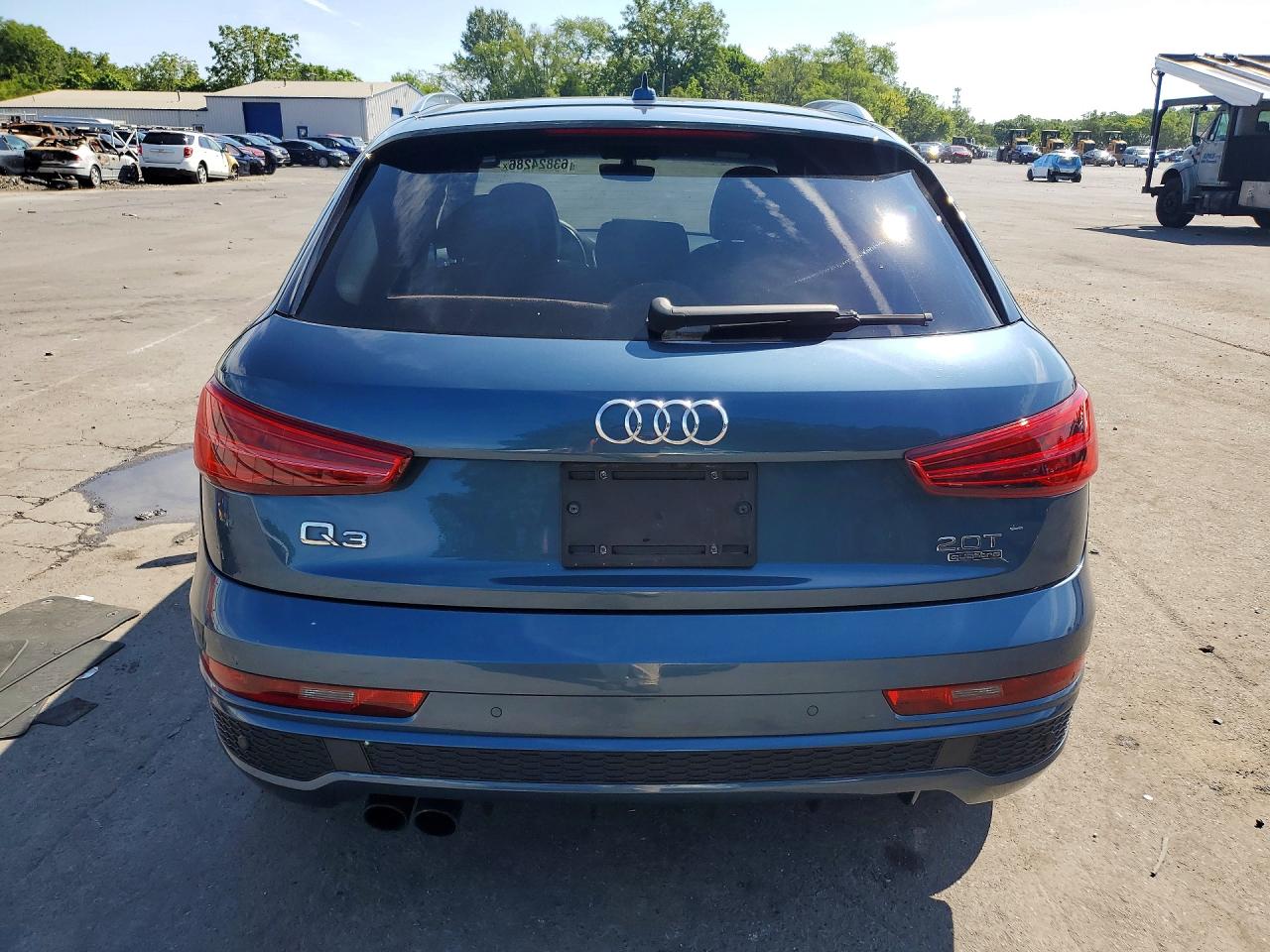 WA1ECCFS1JR025374 · 2018 AUDI Q3 · 6/13