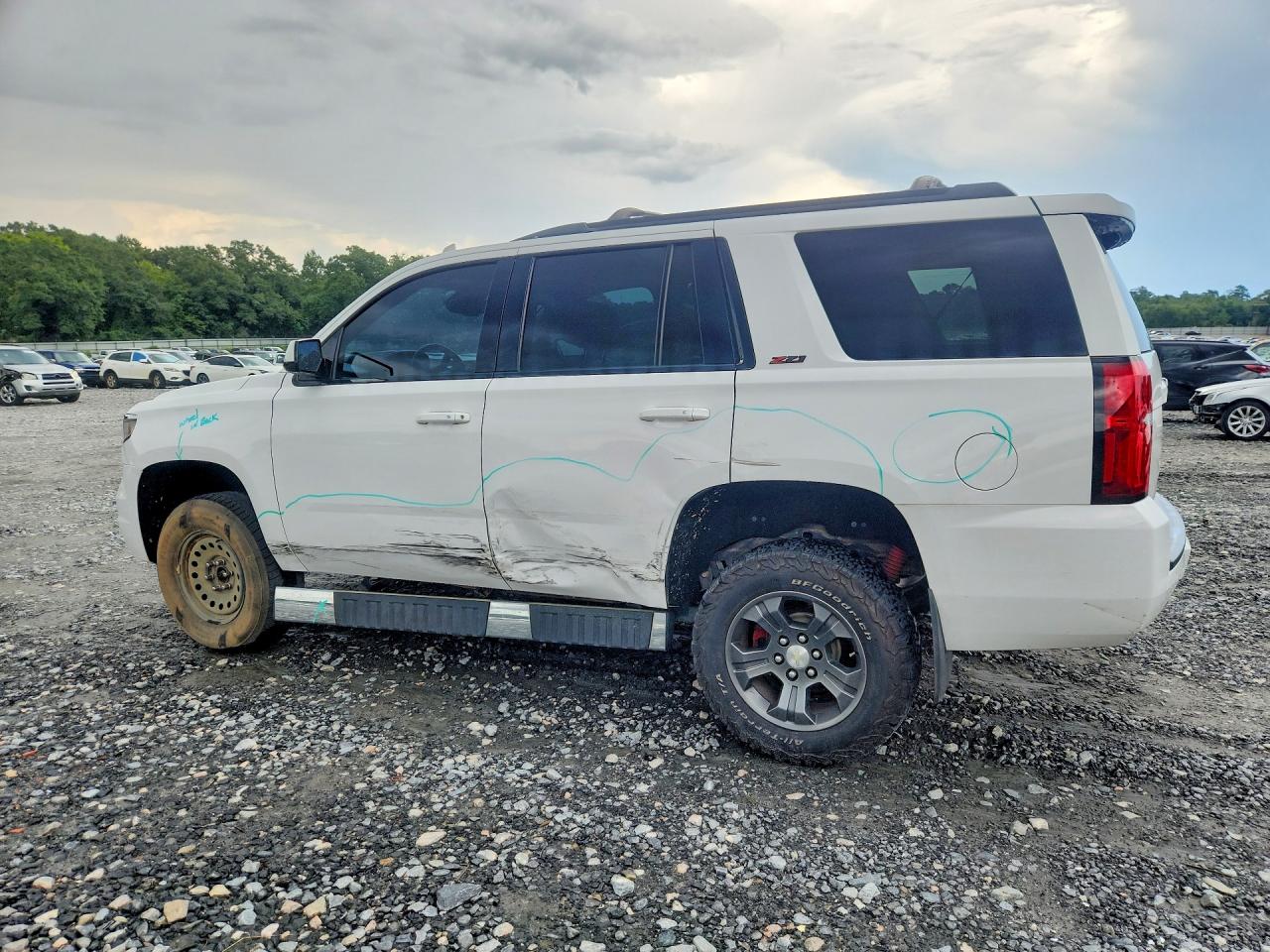 1GNSKBKC1GR323508 · 2016 CHEVROLET TAHOE · 2/13