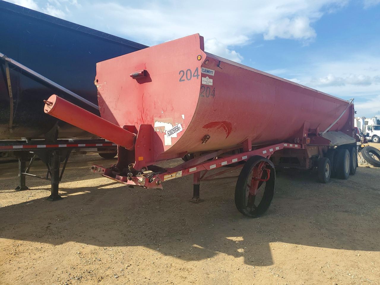 5C2BR32B1JM010708 · 2018 UTILITY TRAILER MANUFACTURE ALUMISTAR