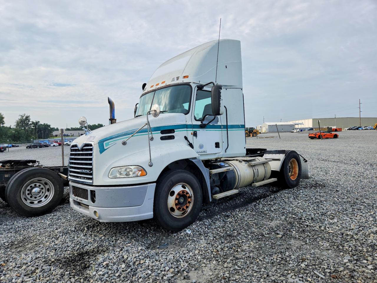 2012 MACK 600 CXU600