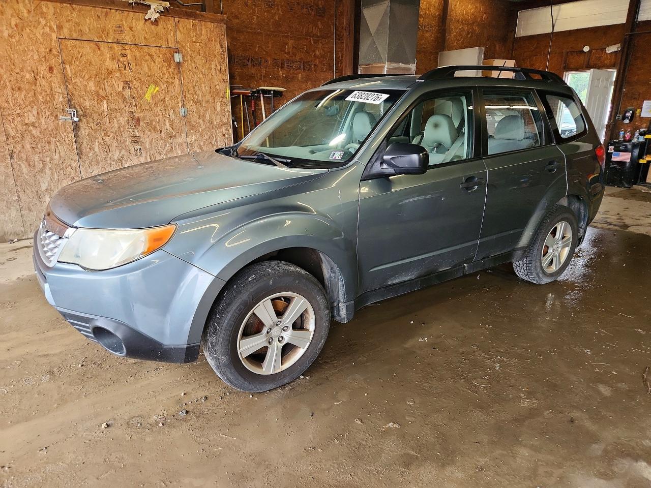JF2SHABC3BH727833 · 2011 SUBARU FORESTER