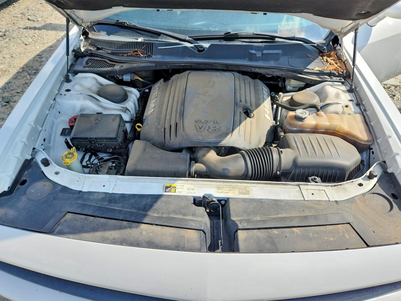 2C3CDZAT3FH702305 · 2015 DODGE CHALLENGER · 11/12