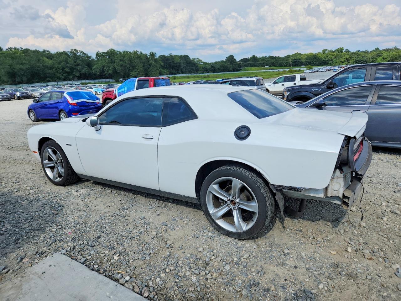 2C3CDZAT3FH702305 · 2015 DODGE CHALLENGER · 2/12