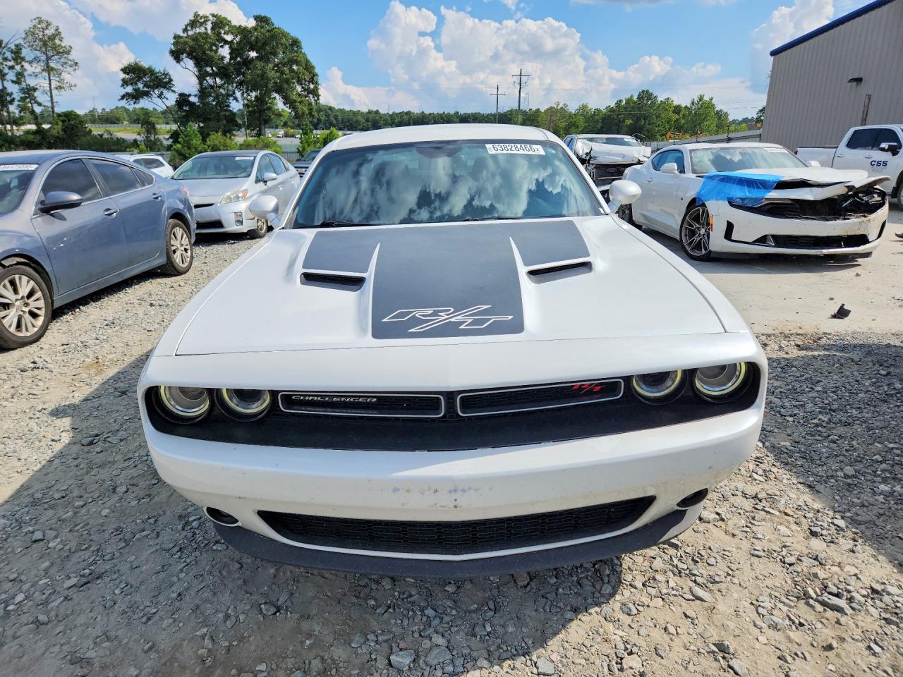 2C3CDZAT3FH702305 · 2015 DODGE CHALLENGER · 5/12