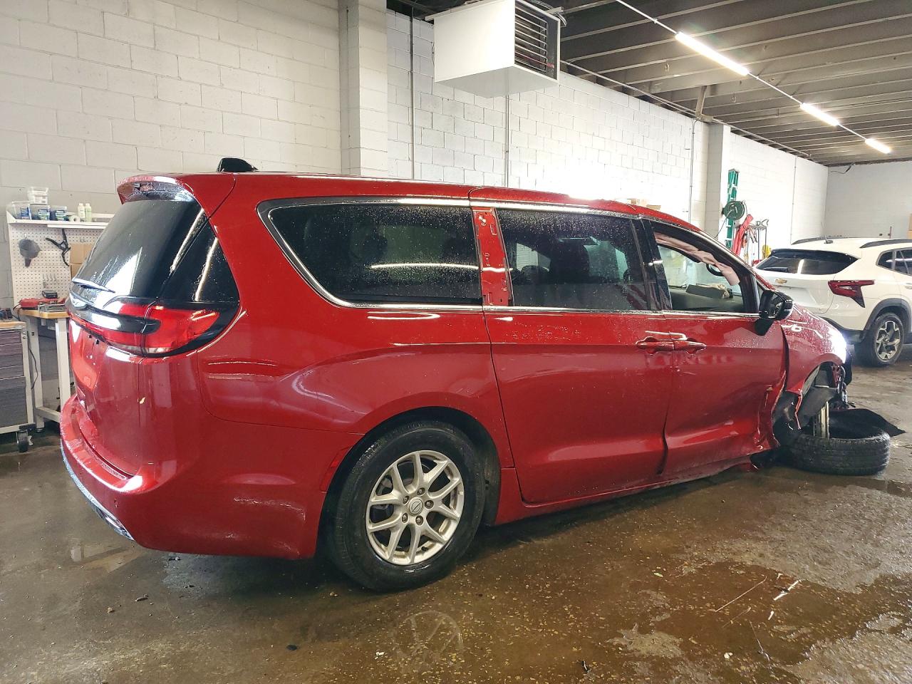 2C4RC1BG1SR612568 · 2025 CHRYSLER PACIFICA · 3/11