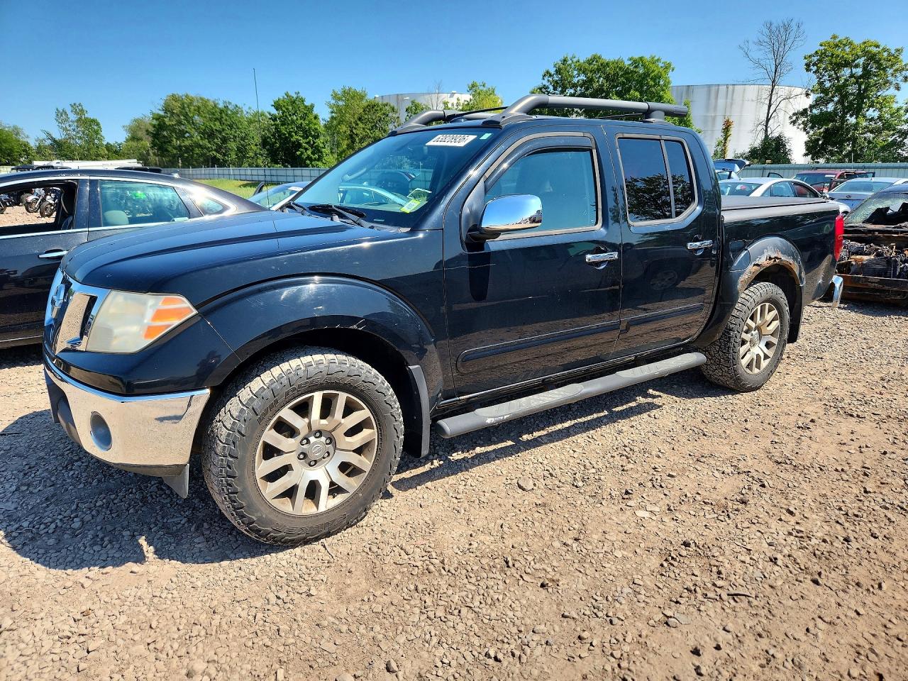 2010 NISSAN FRONTIER