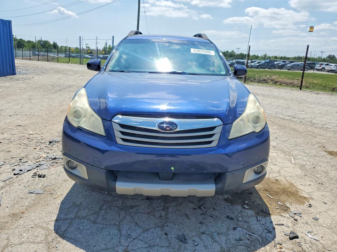 4S4BRDKCXB2382392 · 2011 SUBARU OUTBACK · 5/13
