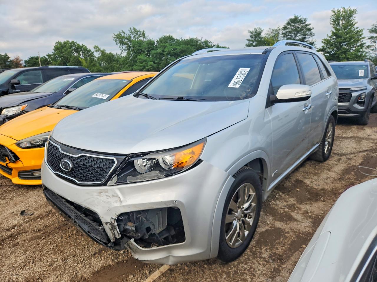 5XYKWDA22BG144998 · 2011 KIA SORENTO