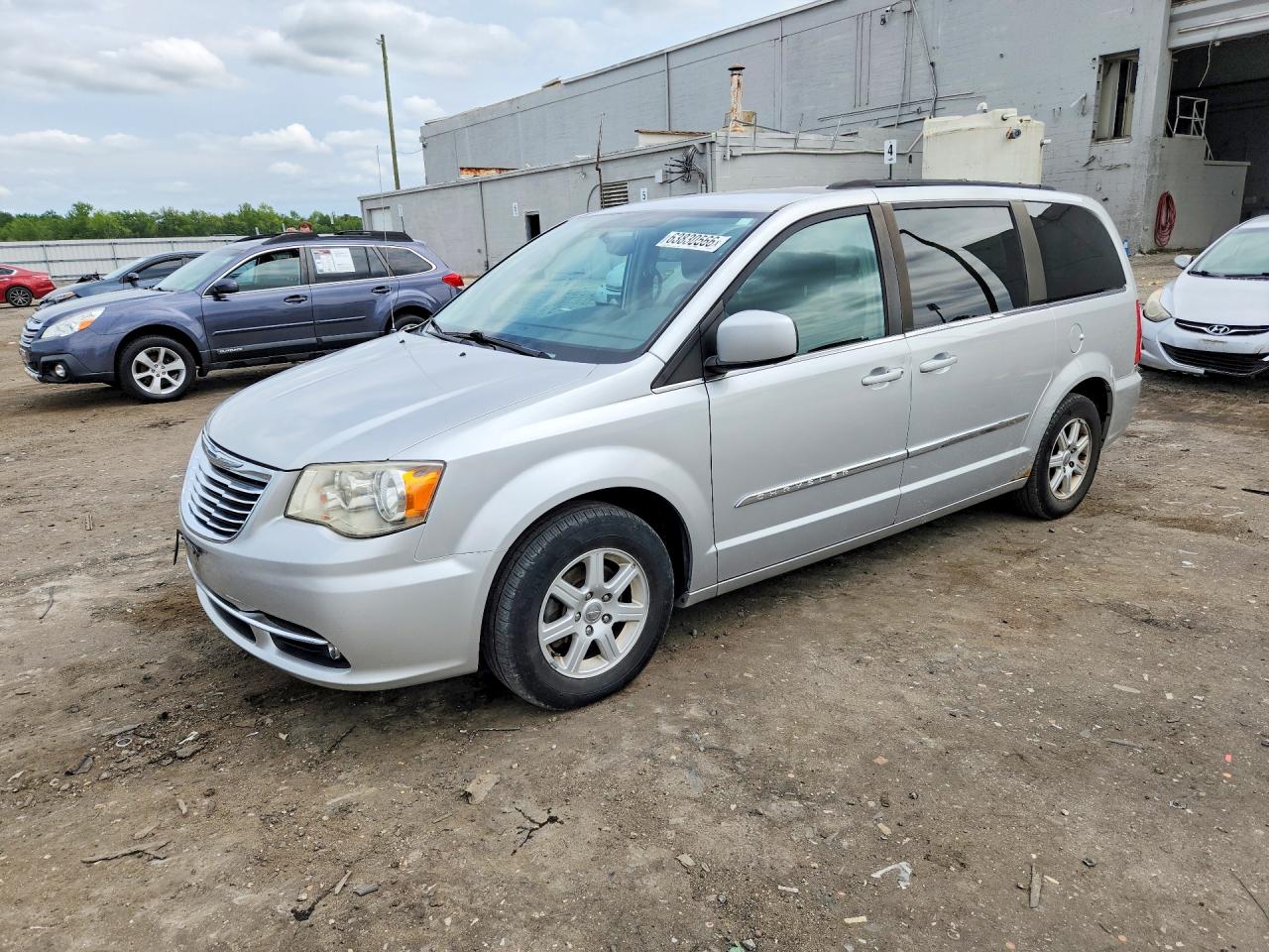 2C4RC1BG2CR125879 · 2012 CHRYSLER TOWN & COUNTRY