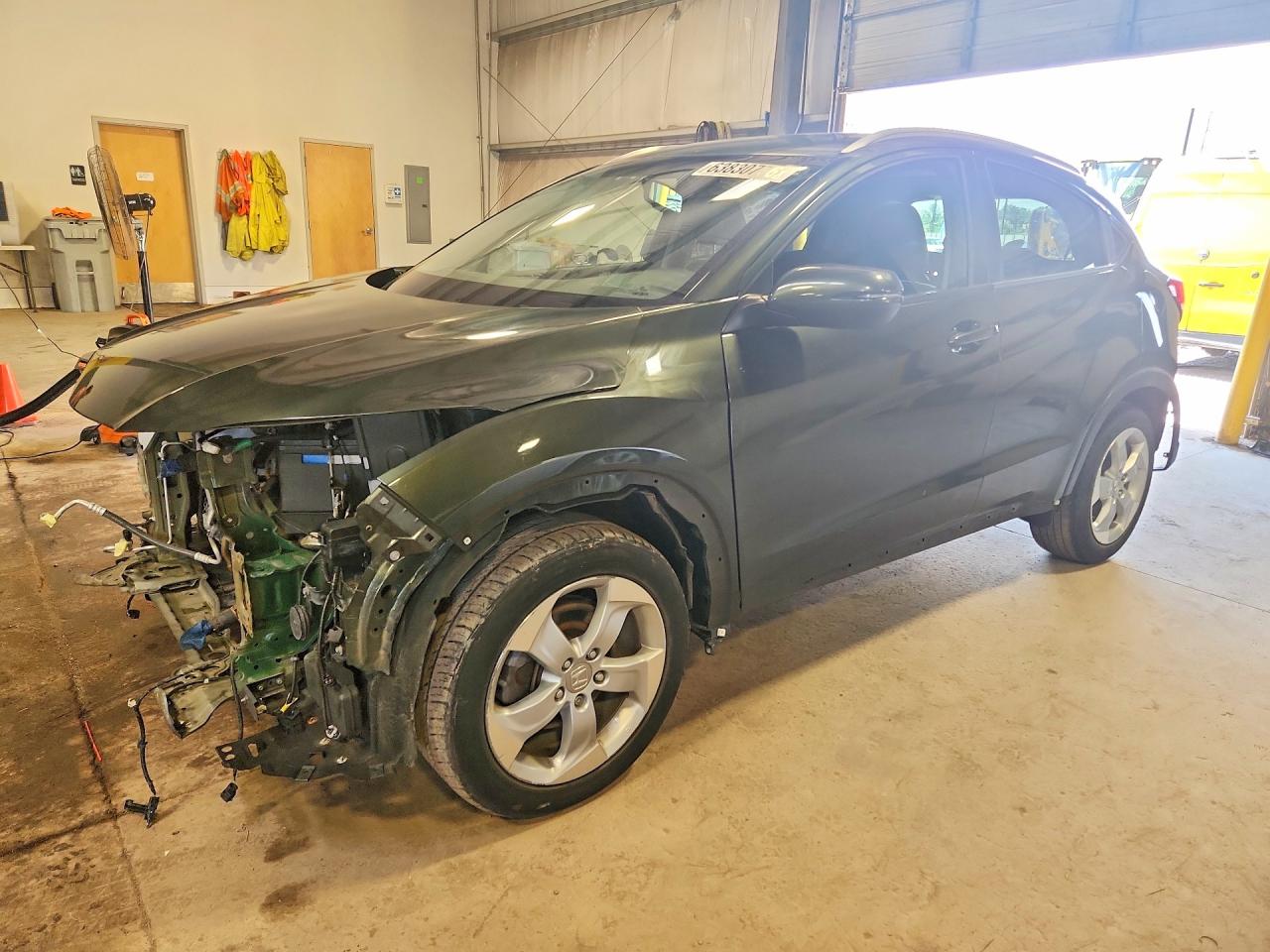 3CZRU6H71GM741534 · 2016 HONDA HR-V