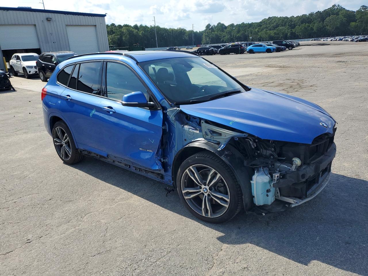 WBXHU7C33J5H42327 · 2018 BMW X1 · 4/13