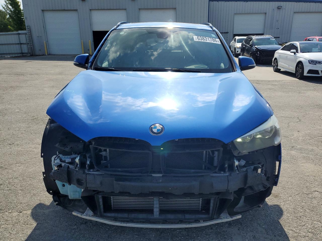 WBXHU7C33J5H42327 · 2018 BMW X1 · 5/13