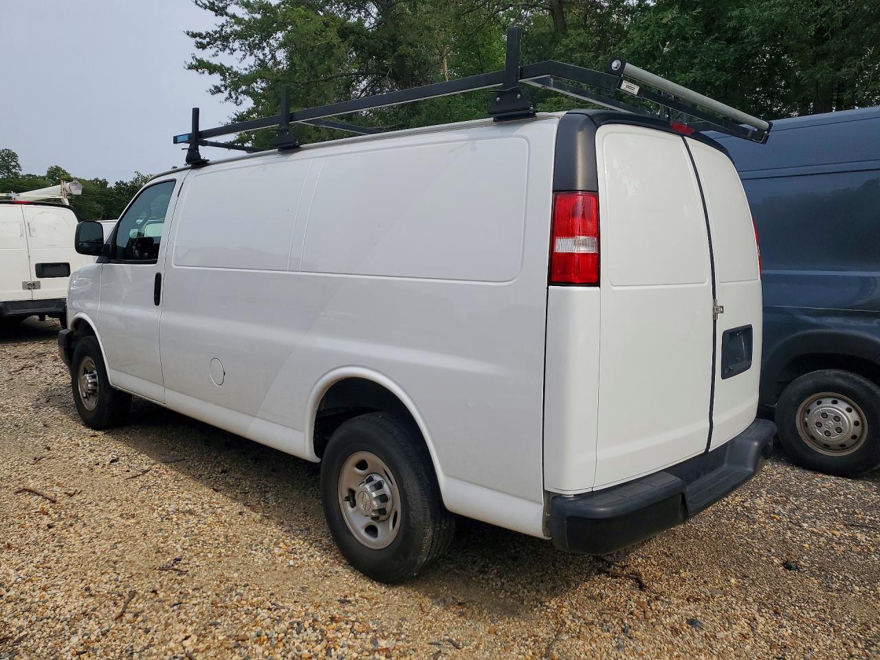 1GCZGGF78N1144607 · 2022 CHEVROLET EXPRESS G3500 · 2/13
