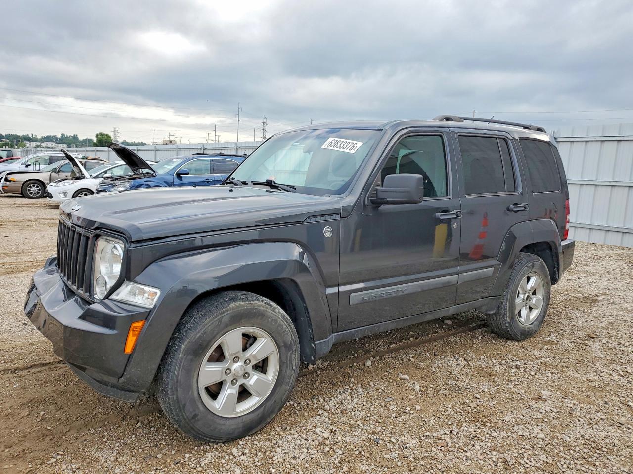 1J4PN2GK5BW577314 · 2011 JEEP LIBERTY