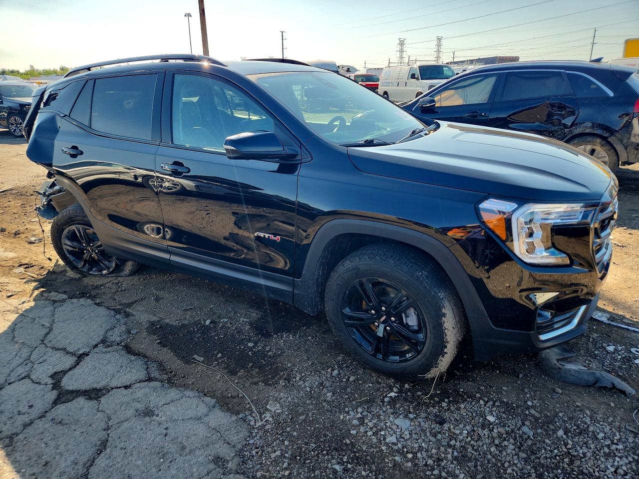 3GKALYEV4NL252170 · 2022 GMC TERRAIN · 4/13