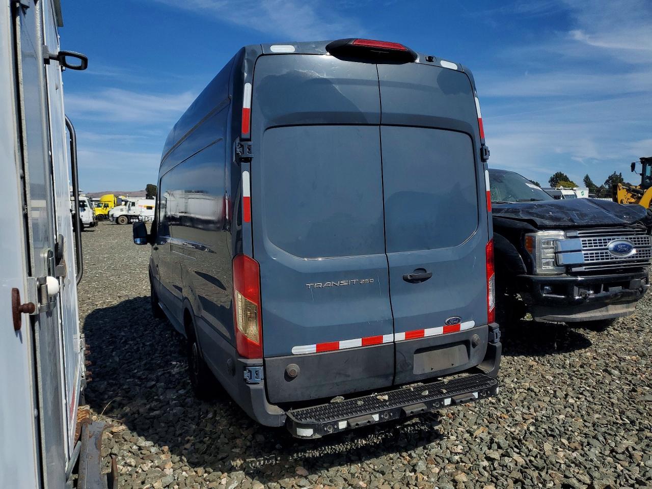 1FTBR3X89LKA87496 · 2020 FORD TRANSIT · 2/13
