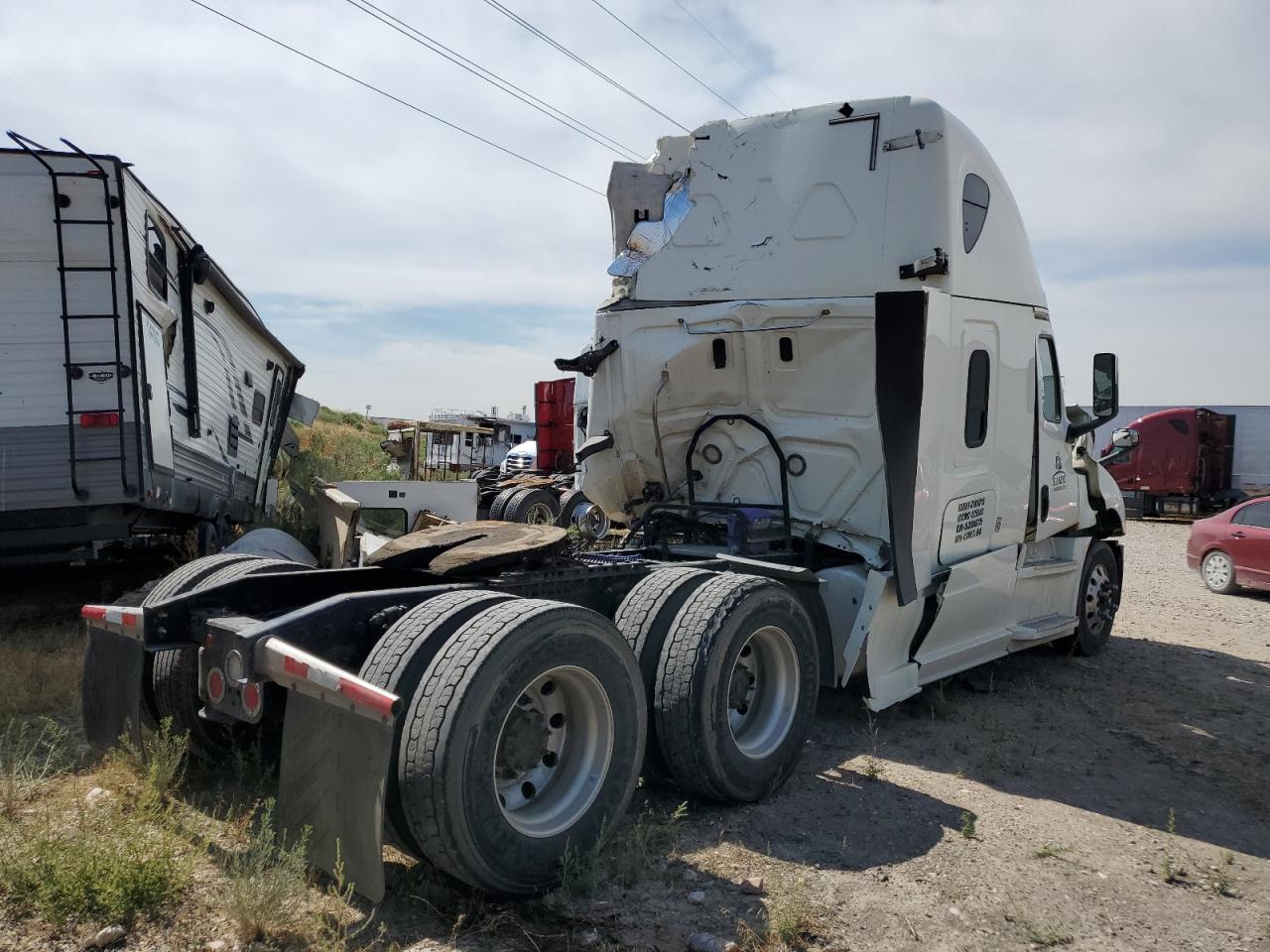 3AKJHHDR1LSKL7794 · 2020 FREIGHTLINER CASCADIA 126 · 4/10